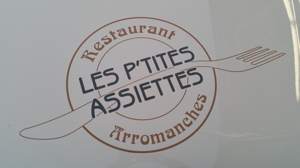 Hotel Restaurant Le Mulberry Arromanches Exterior photo